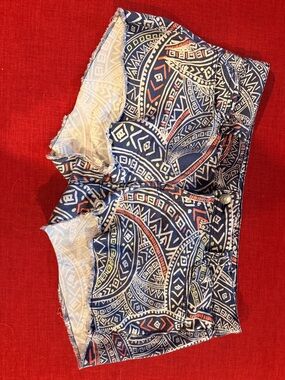 lei Ashley Lowrise Aztec-Print Shorts in Navy, White & Coral